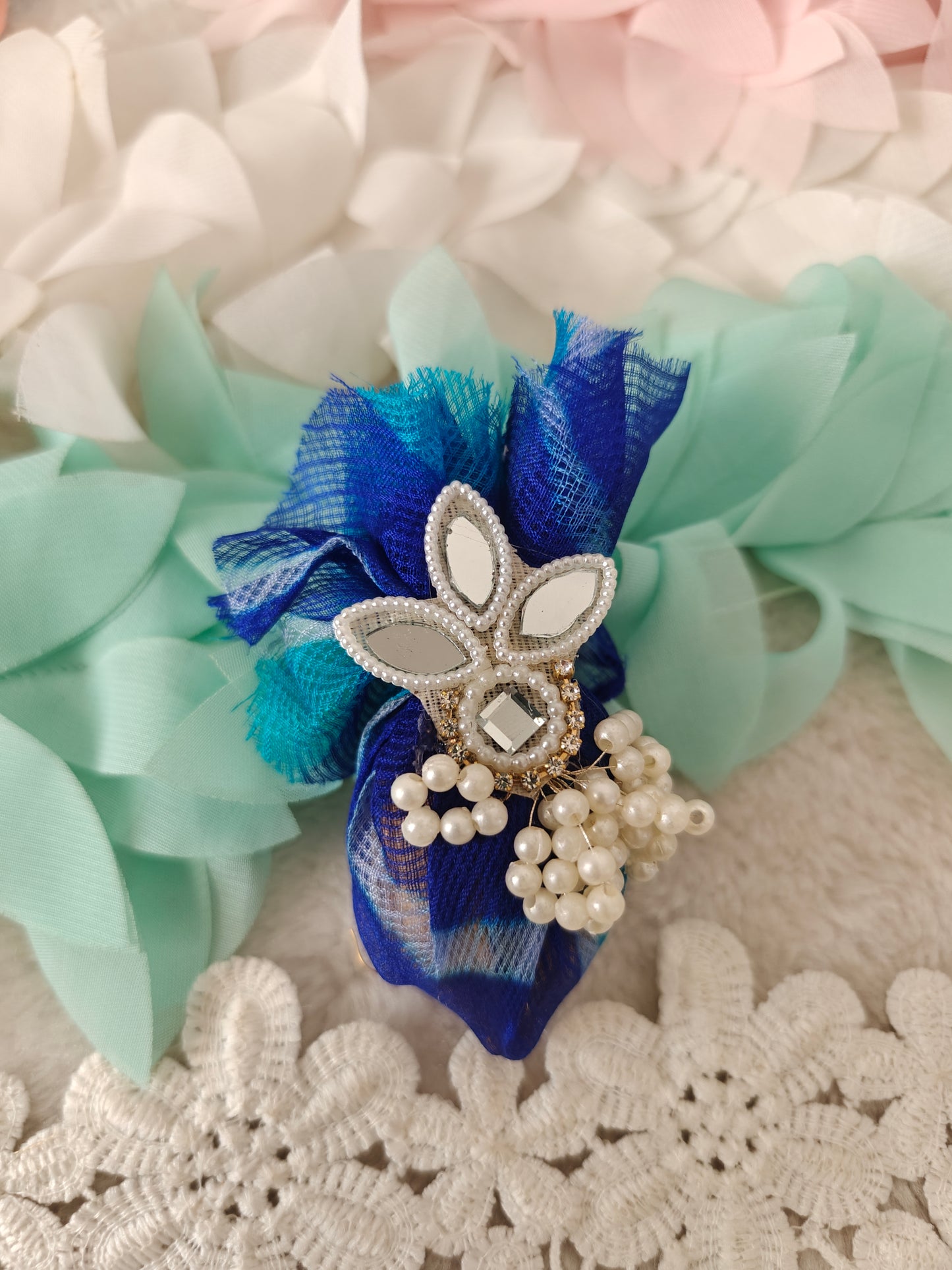 Royal Pearl Nariyal Potli