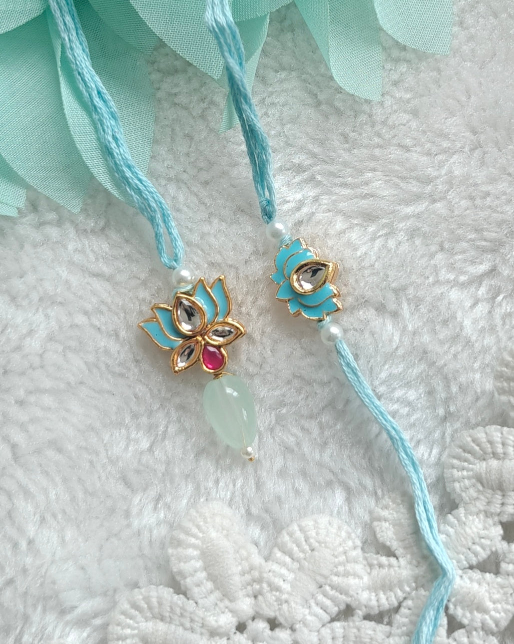 Lotus Minimal Rakhi Lumba Set