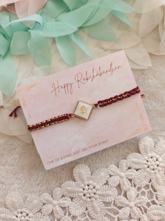 Om Blessing Square Rakhi