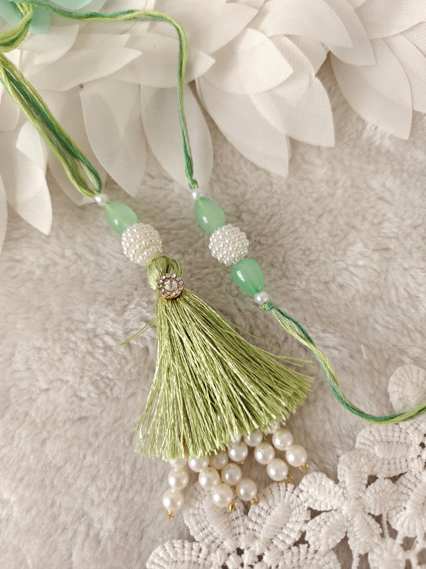 Pastel Tassel Grace Rakhi Lumba Set